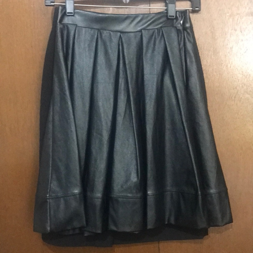 bebe faux leather skirt